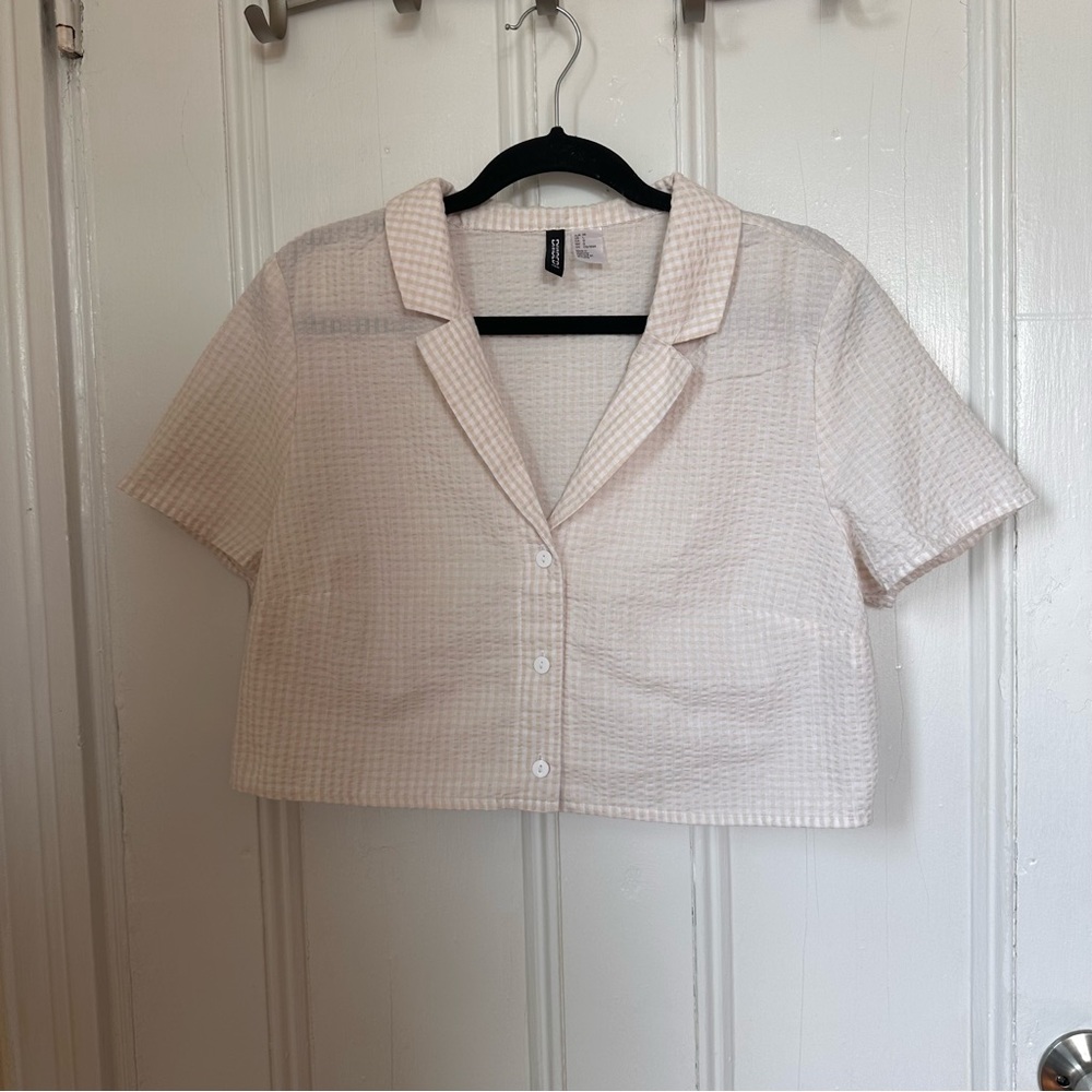 H&M Cream and White Checkered Collared Button Up Crop Top - Picture 4 of 10